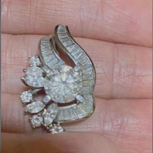 プラチナ台ダイヤペンダントトップ2.2ct