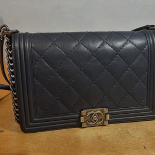 ボーイシャネル　ショルダーバッグ