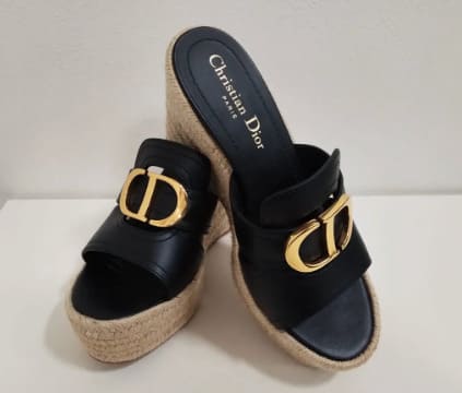 DIOR サンダル