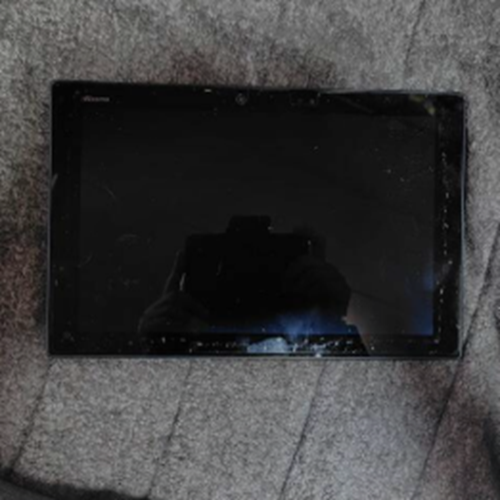 arrows Tab F-04H docomo black