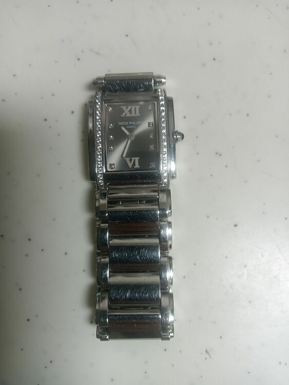 パテックフィリップ 4910