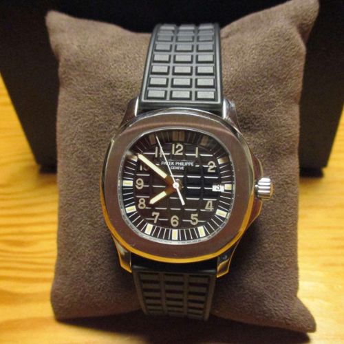 パテックフィリップ アクアノート 5064