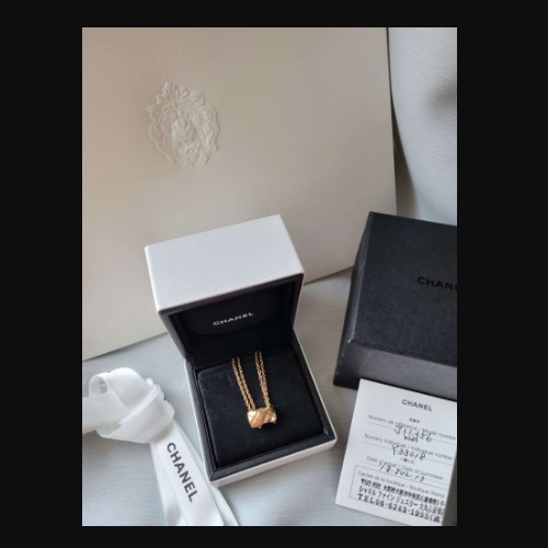 CHANEL J11356 ココクラッシュ