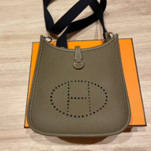 ミニエブリン　エトゥープ