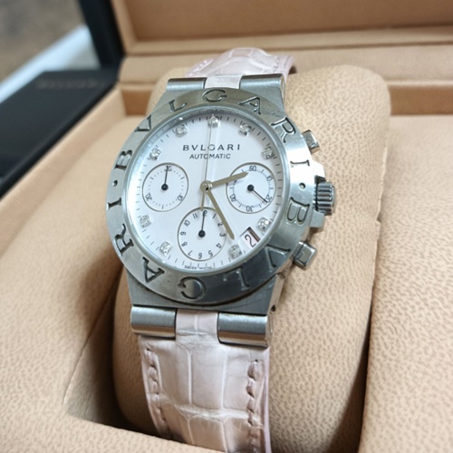 ディアゴノダイヤモンド 自動巻き クロノグラフ