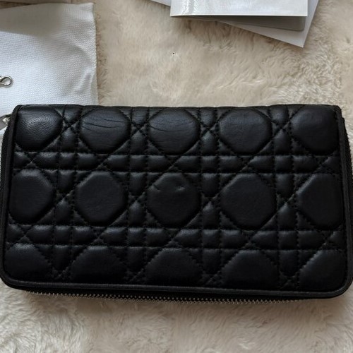 ディオール 長財布