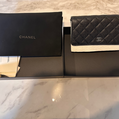 マトラッセ キャビアスキン チェーンウォレット ブラック