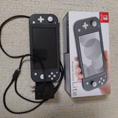 スイッチライト 7,200円