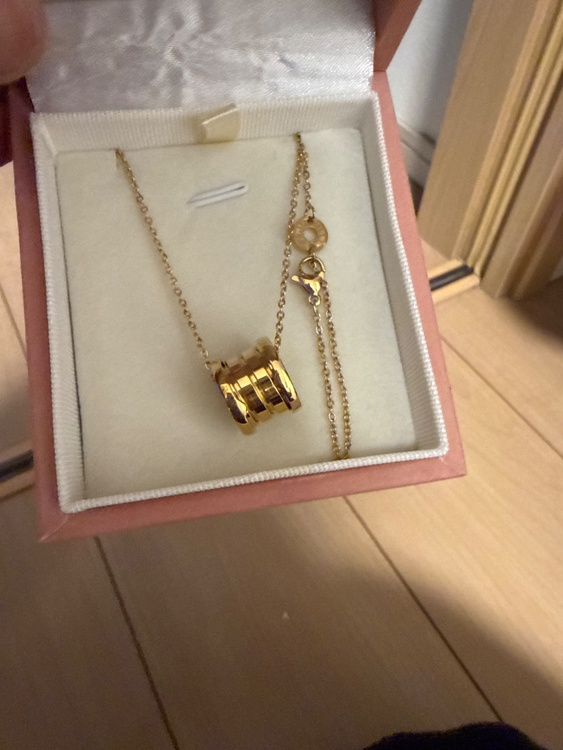 ブルガリ　ビーゼロワンネックレス　YG