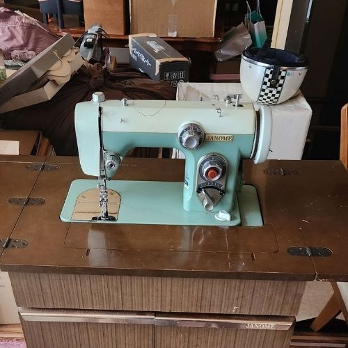 ジャノメミシン