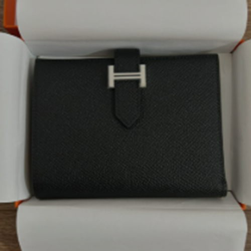 エルメスベアンコンパクト