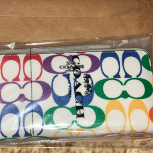 シグネチャー プライドコレクションレインボー ロングジップアラウンド 長財布