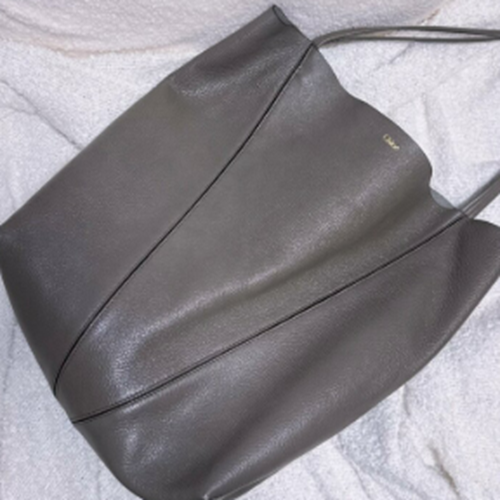 グレインレザー製Chloé Spinトートバッグ
