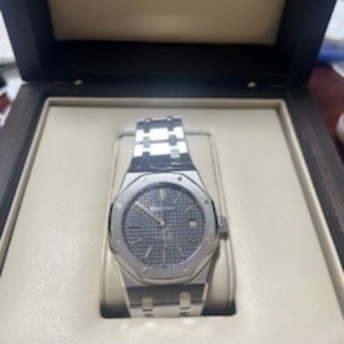 オーデマピゲ ロイヤルオークオフショア A7E6D5.900