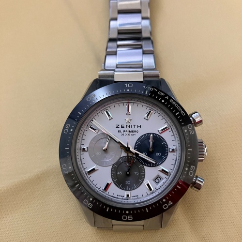 ゼニスクロノマスタースポーツ