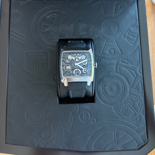 タグホイヤー モナコ V4 WAW208