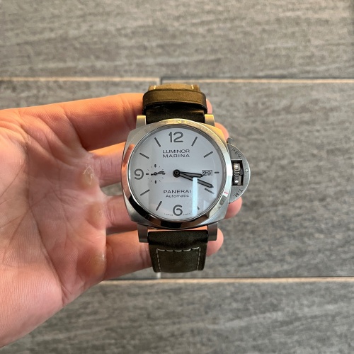 パネライルミノールマリーナ