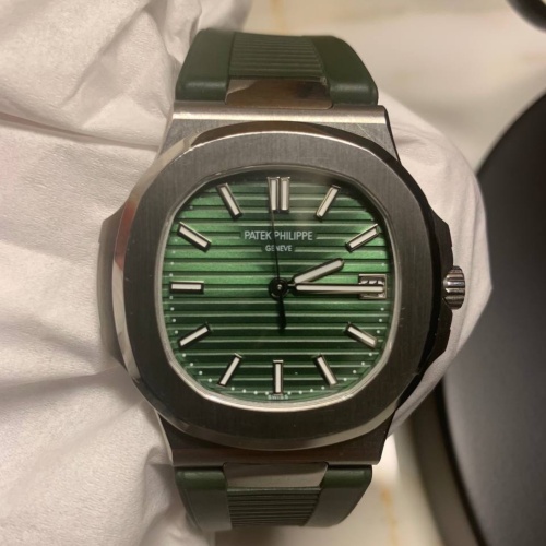 パテックフィリップ ノーチラス 5711/1A-01