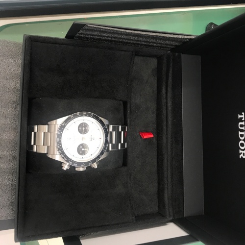 チューダー ブラックベイ 79360N-000