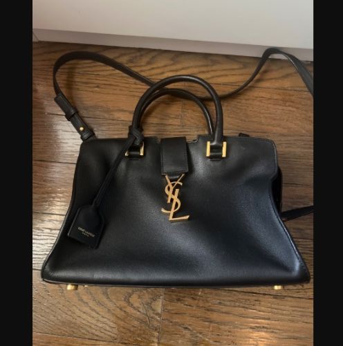 イブサンローラン