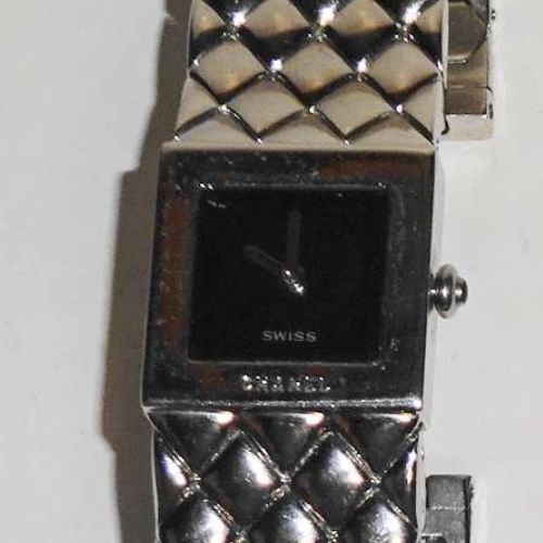 シャネル マトラッセ SS ブラック文字盤 クォーツ