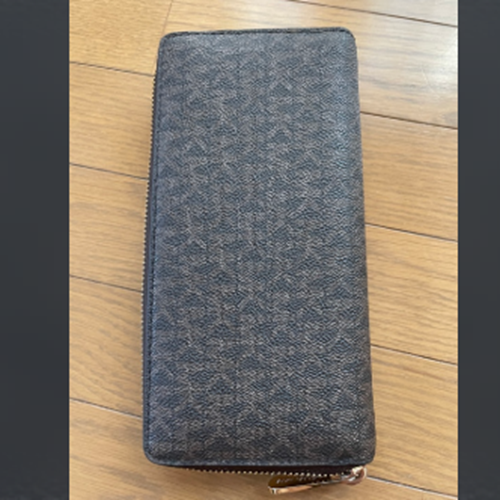 マイケルコース 長財布