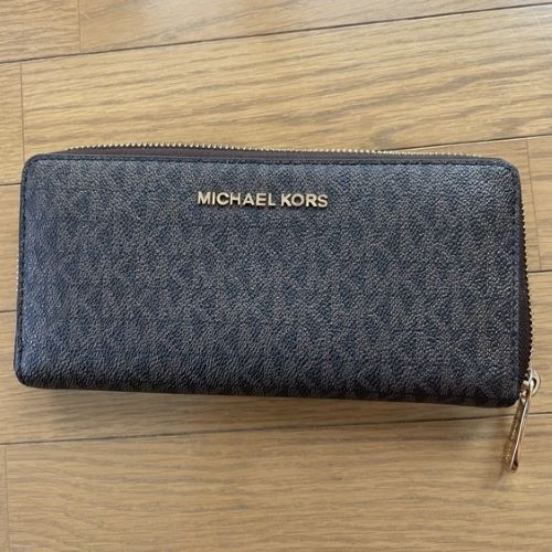 マイケルコース 長財布