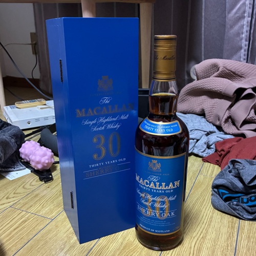 マッカラン30年 ブルーラベル