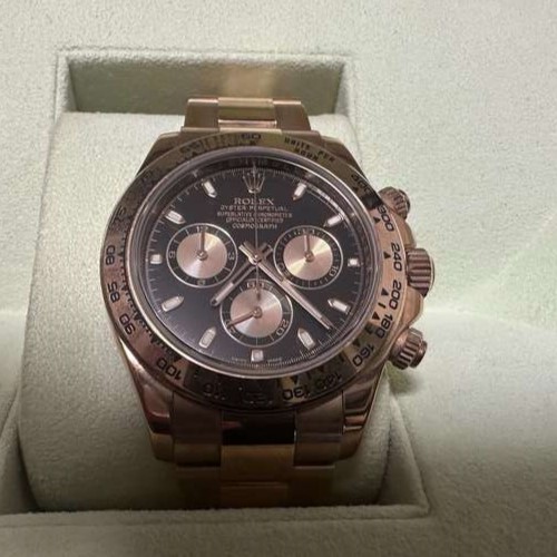 コスモグラフデイトナ116505ブラック