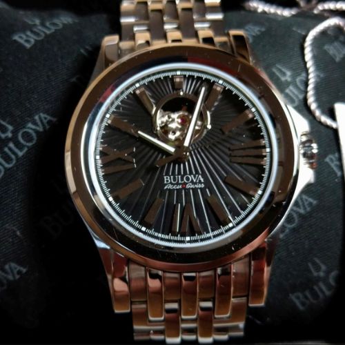 ブローバ自動巻腕時計