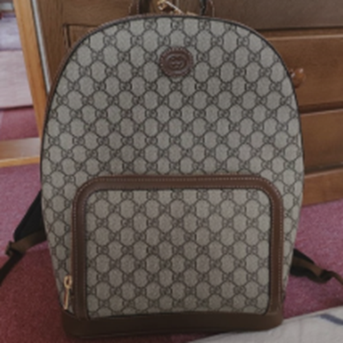 グッチ GUCCI レディース インターロッキングG付き バックパック70401