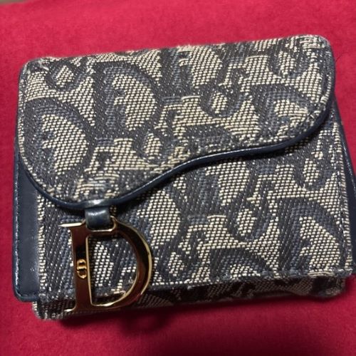 ディオール 三つ折り