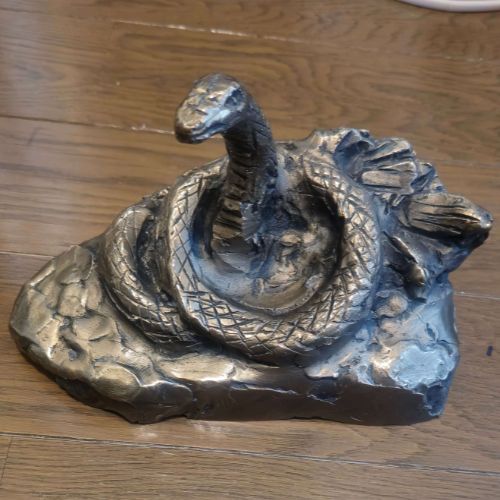 北村西望　作銀製蛇大理石土台付き