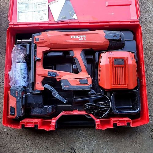 ヒルティ鋲打ち機　BX3