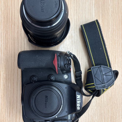 デジタル一眼レフカメラ D300