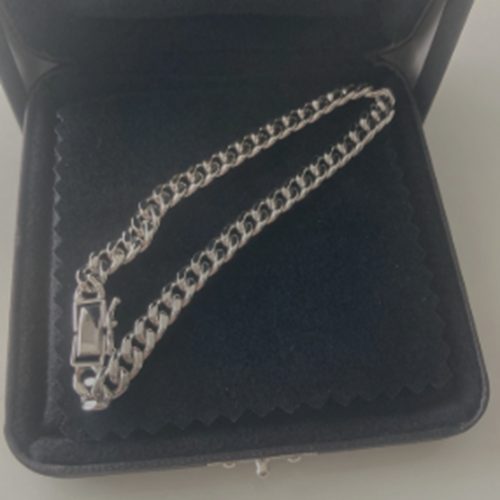 プラチナブレスレット