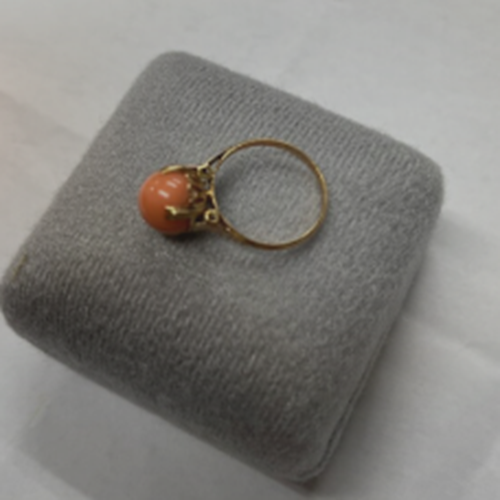 ピンク珊瑚の指輪