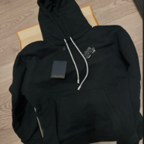 シグネチャーフーディウィズエンブロイダリー