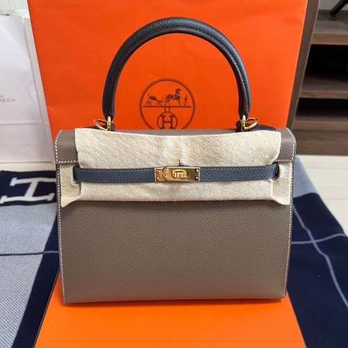 ケリー25トリコロールカラー