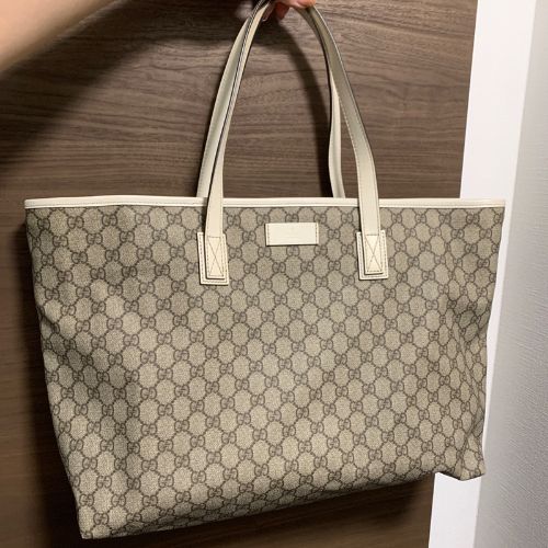 GUCCI アイボリー 211137