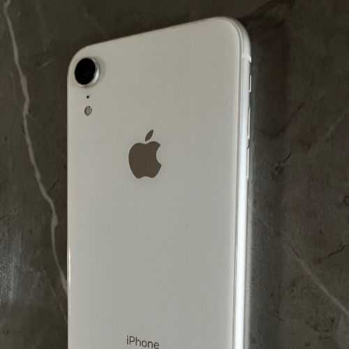 iPhoneXR 64GB 楽天モバイル 2