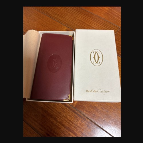カルティエ　長財布