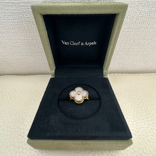 ヴァンクリーフ＆アーペル ヴィンテージ アルハンブラ