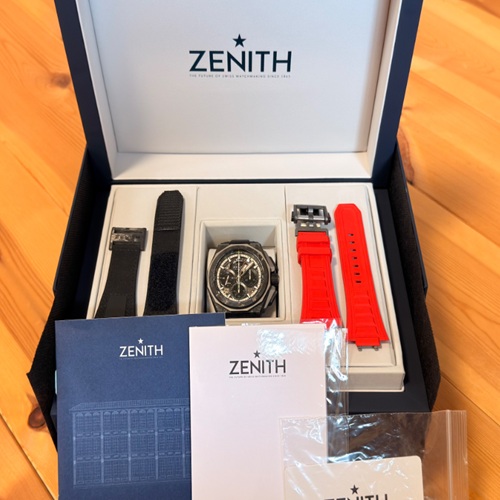 ゼニスデファイエクストリームカーボン