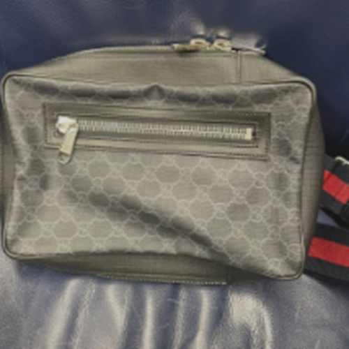 黒　ウエストバッグ