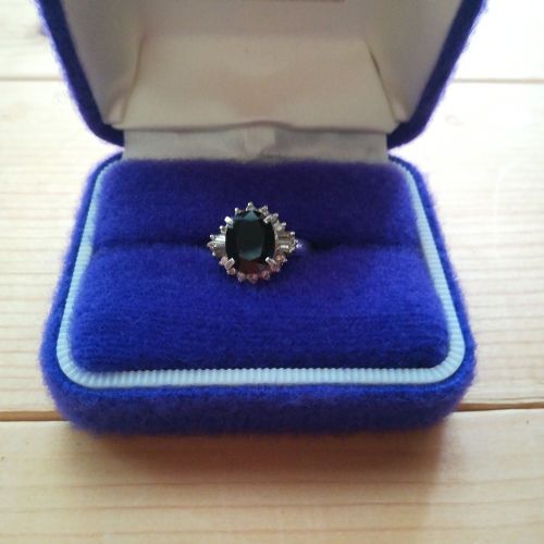 サファイアの指輪