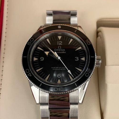 オメガ　シーマスター300マスターカーアクシャル