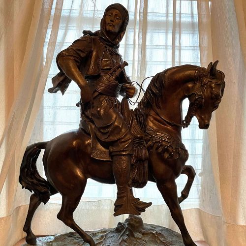 アラブ騎馬像