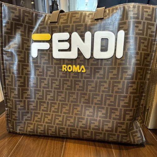 フェンディ マニア ズッカ柄 ハンドバッグ