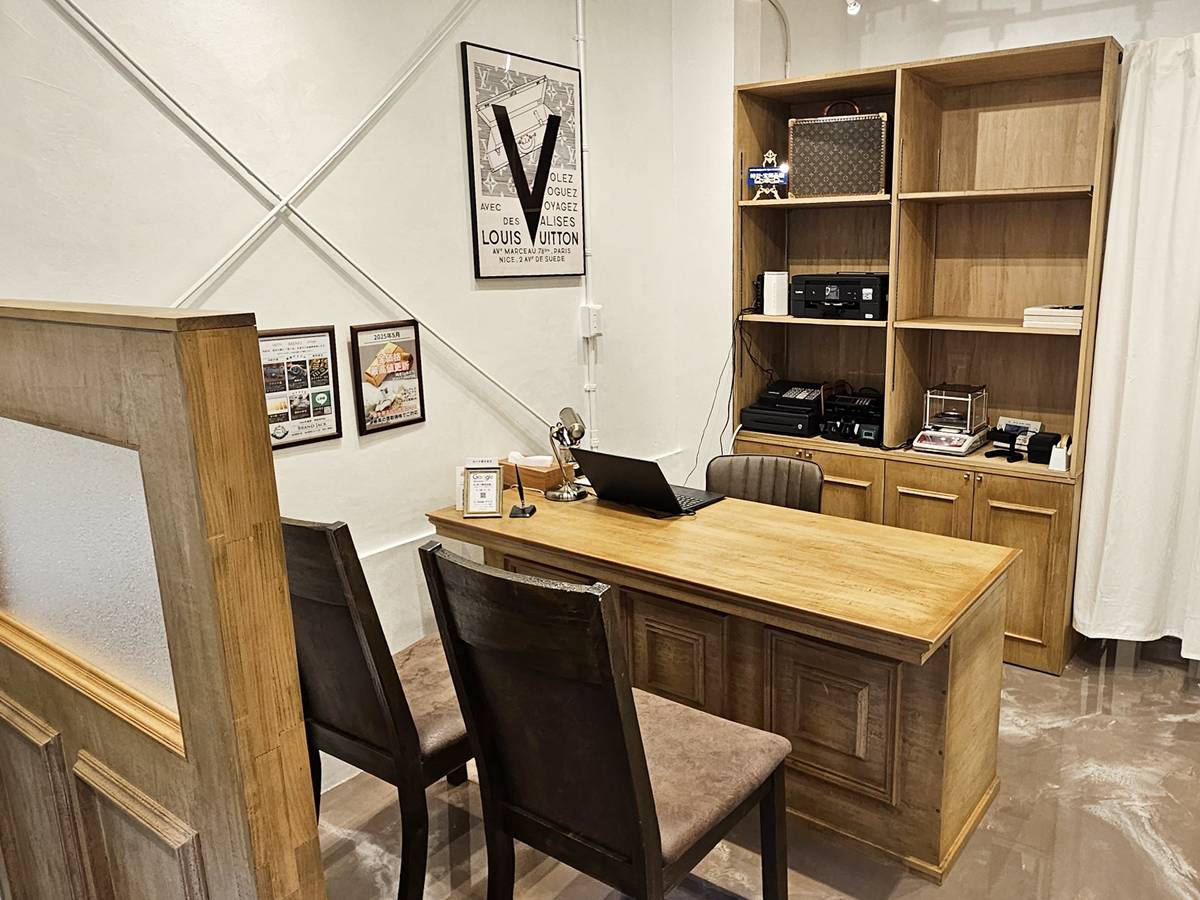 ブランドジャック 店内写真